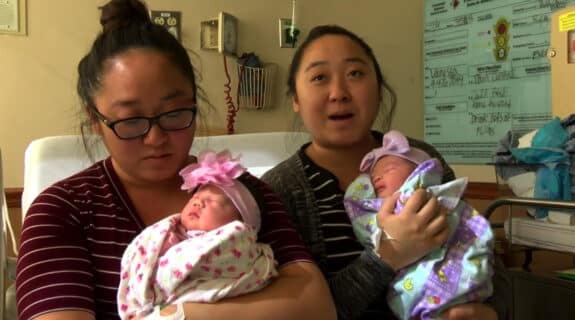 Twin Sisters Give Birth A Hour Apart