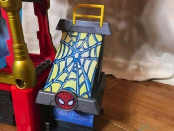 REVIEW - Marvel Superheroes Ironman Headquarters - spider launcher