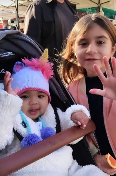 True Thompson and Penelope Disick at the market