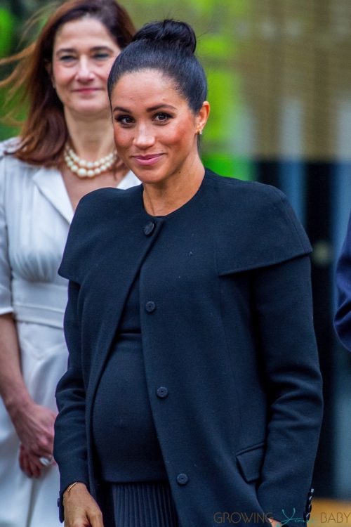 Pregnant Meghan Markle leaving the Association of Commonwealth Universities in London