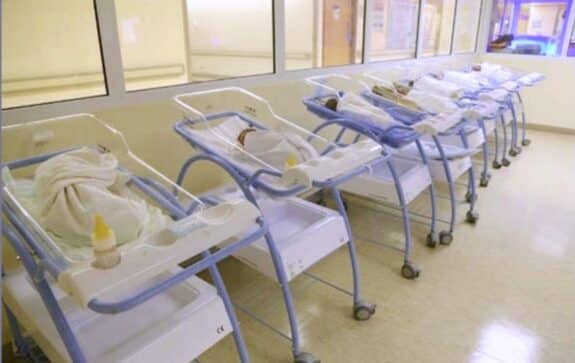 Mom in Iraq Gives Birth To Sextuplets