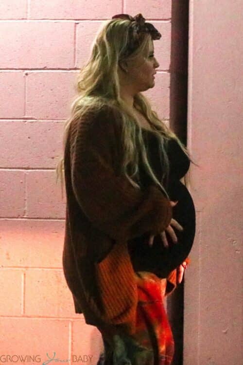 Pregnant Jessica Simpson out with husband Eric Johnson in LA