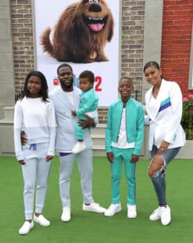 Kevin Hart, Eniko Parrish, Hendrix Hart, Heaven Hart, Kenzo Kash at Secret life of Pets 2