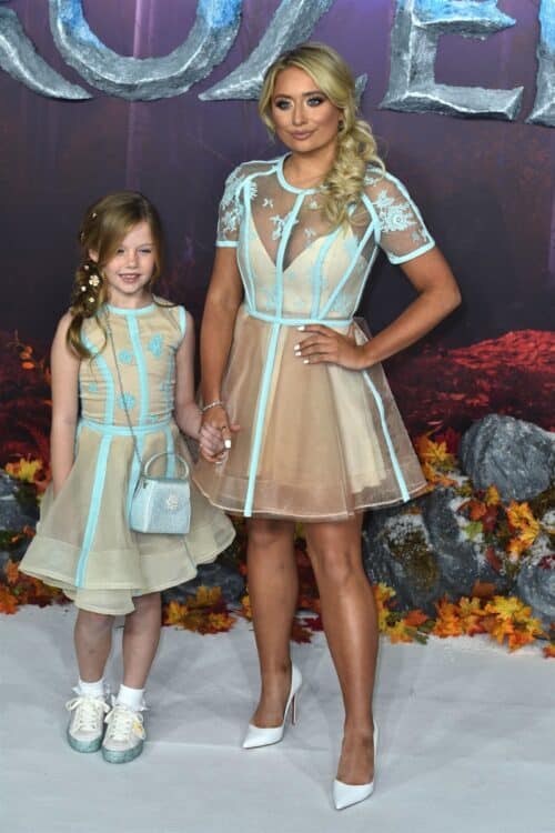 Saffron Barker with cousin Ivy at Frozen 2 premiere