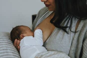 breastfeeding and covid-19