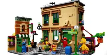123 Sesame Street LEGO Set - front
