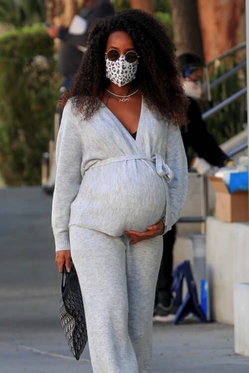 Very Pregnant Kelly Rowland Visits Her Doctor In LA