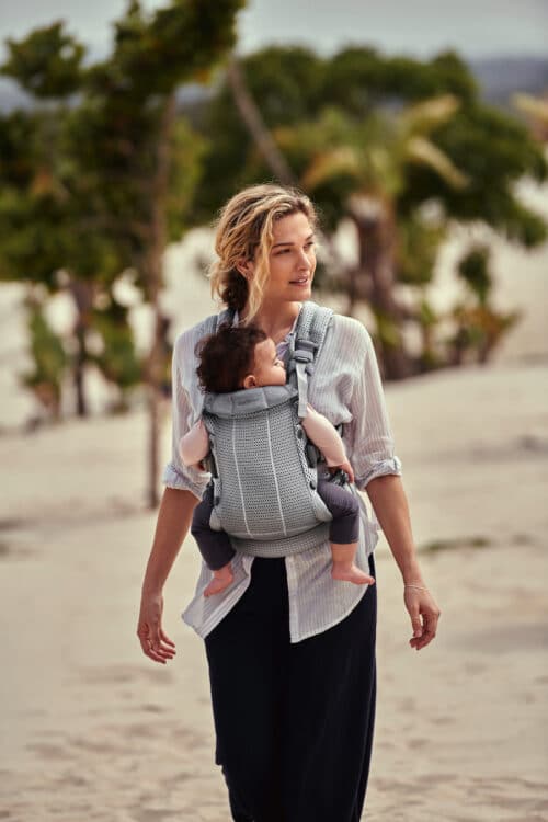 BABYBJORN Announces New Baby Carrier Harmony parents