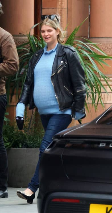 Heavily pregnant Pixie Geldof shows off her huge baby bump