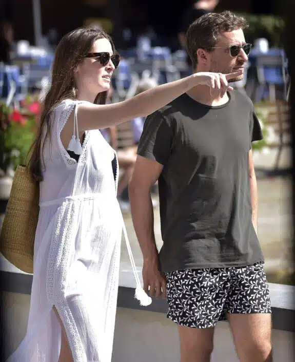 Pregnant Bee Shaffer out in Italy with husband Francesco Carrozzini