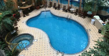 hotel royal palace quebec city pool