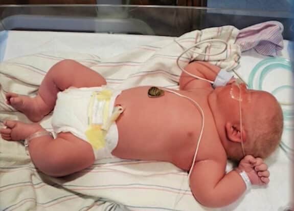 Newborn Finnley Patonai weighs 14lbs 1oz