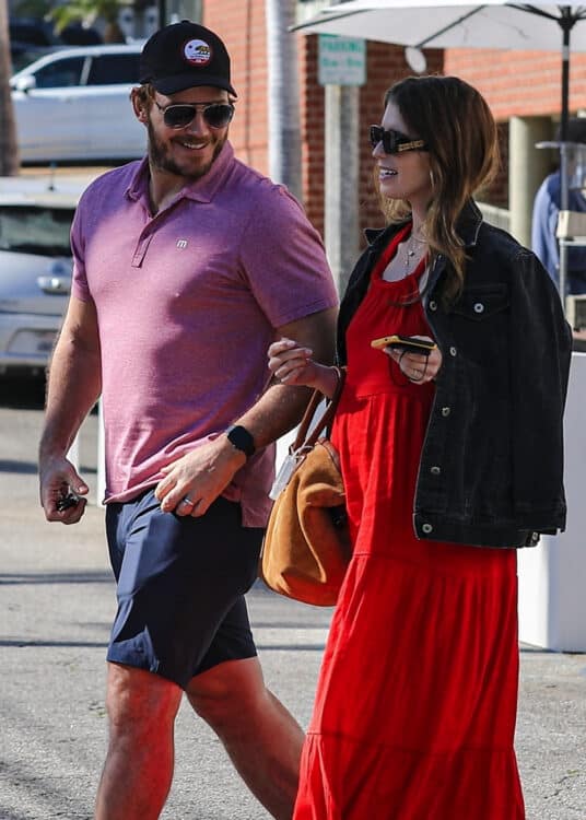 Chris Pratt and A pregnant Katherine Schwarzenegger have a Valentine's Day lunch in LA