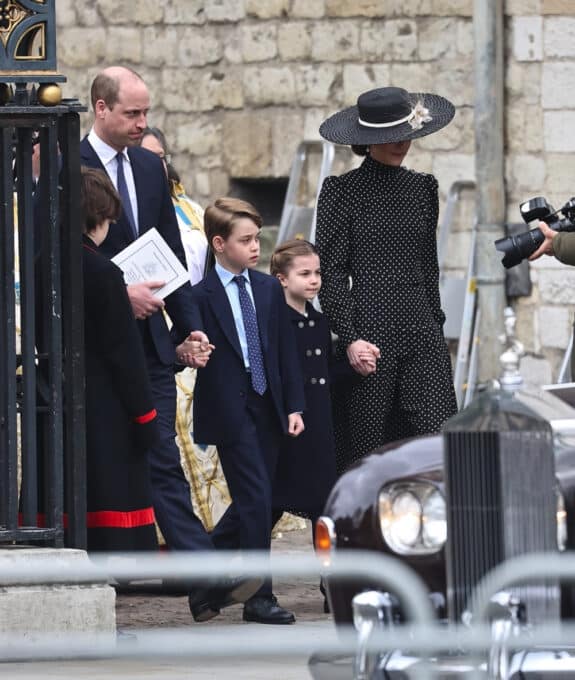 Kate Middleton, Prince William, Prince George, Princess Charlotte leaving westminster abbey for service