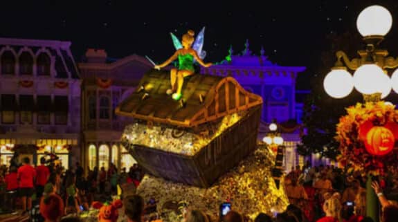 Mickeys Not-So-Scary Halloween Party Returns to Walt Disney World Resort