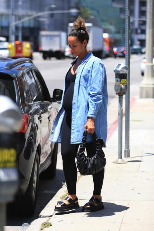 Pregnant singer Leona Lewis stops by the doctors office in West Hollywood