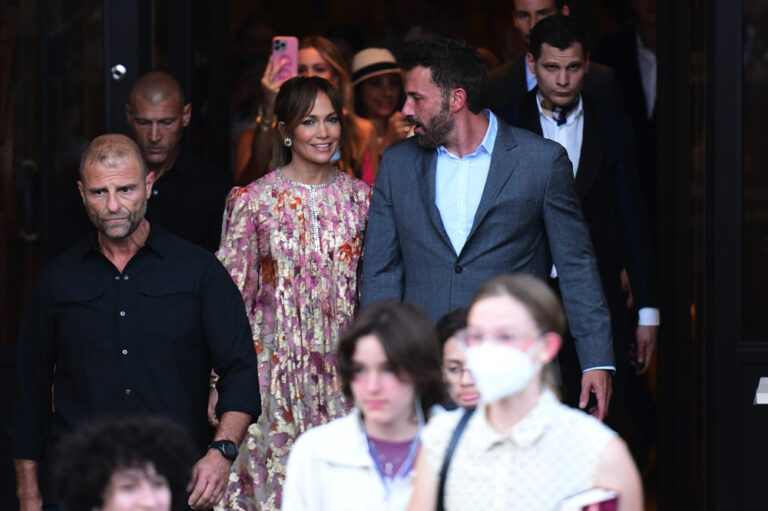 Ben Affleck and Jennifer Lopez Honeymoon In Paris With Their Kids ...