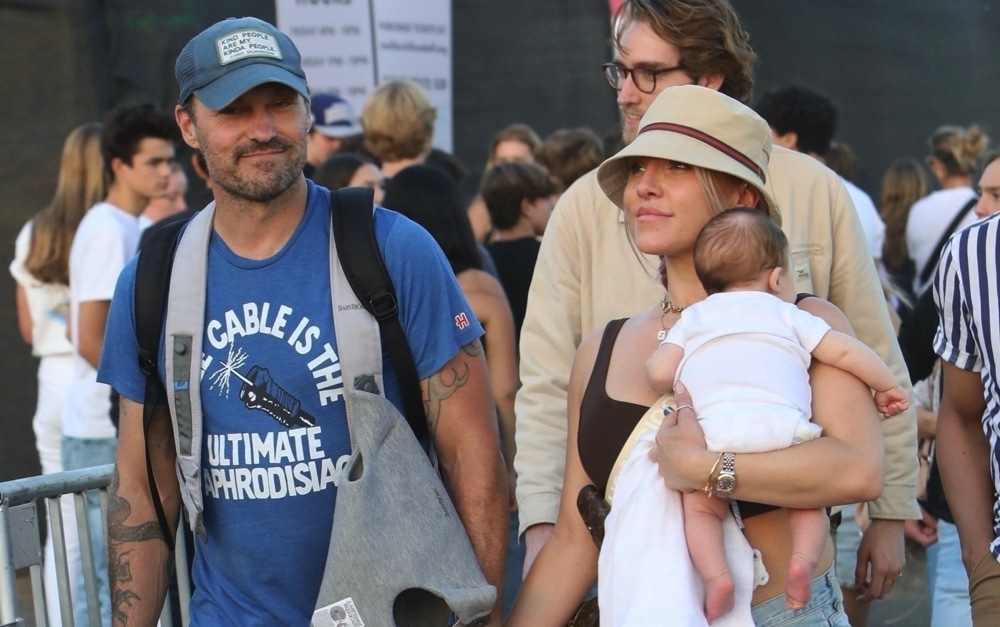 Brian austin green and sharna burgess visit the malibu chili cook off