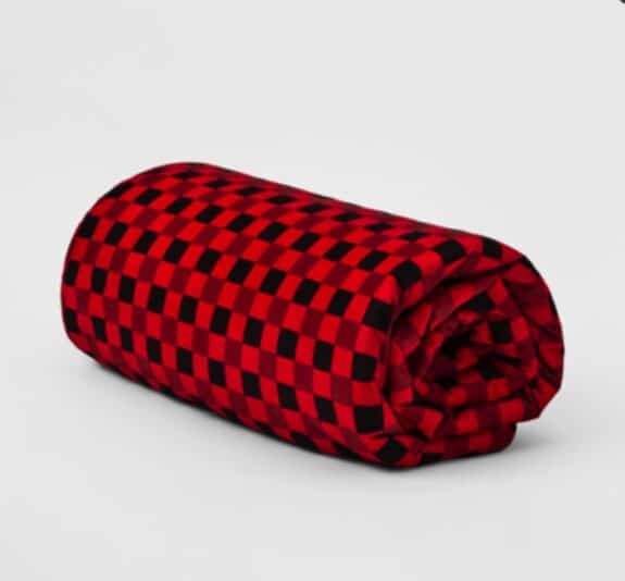 Recalled Pillowfort Weighted Blanket – Buffalo Plaid – Red