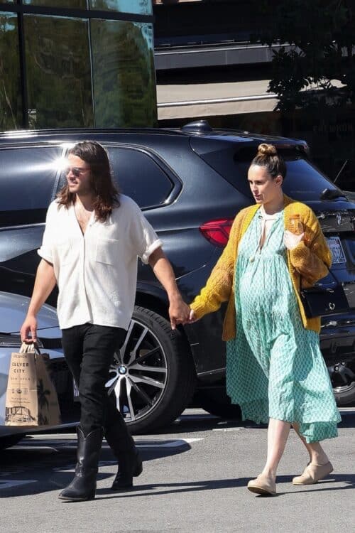 Pregnant Rumer Willis stops by Erewhon with her boyfriend Derek Richard Thomas