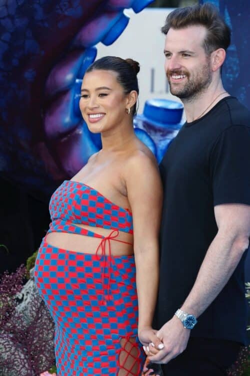 Pregnant Montana Brown, Mark O'Connor at little mermaid premiere
