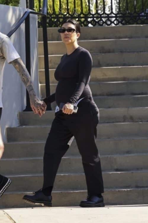 pregnant Kourtney Kardashian goes for Calabasas coffee run