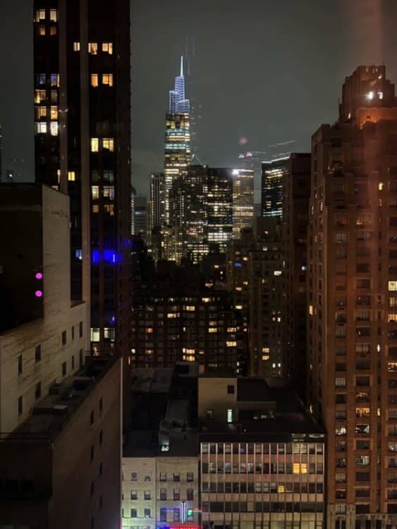 Room Tour - Hilton Garden Inn 33rd Street NYC room view at night