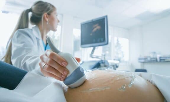 ultrasound of pregnant woman