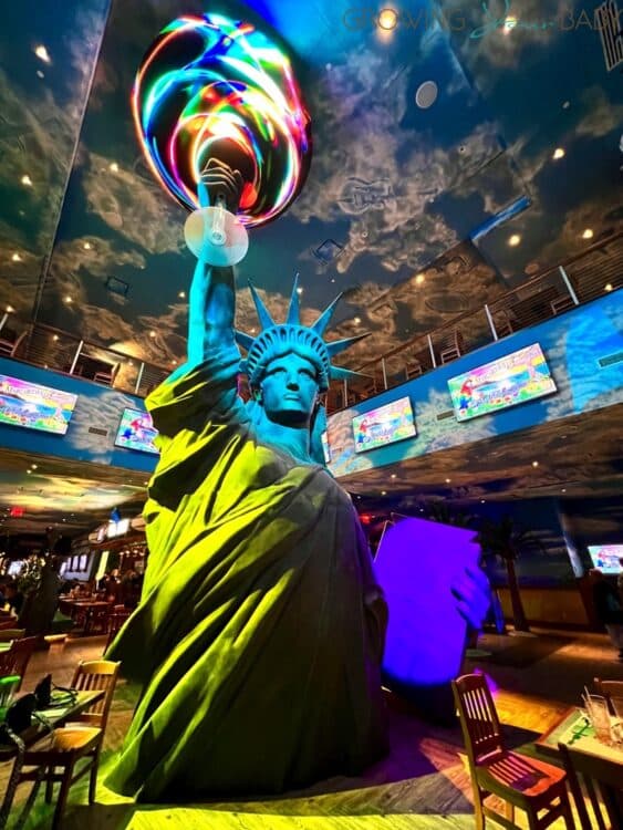 margaritaville NYC statue of liberty
