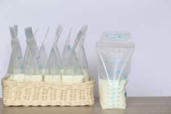 Frozen breast milk storage bags for new baby
