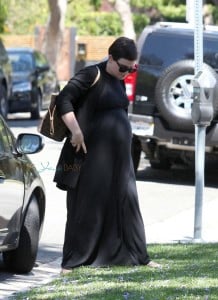 A Very Pregnant Ginnifer Goodwin Goes Out Shopping in LA