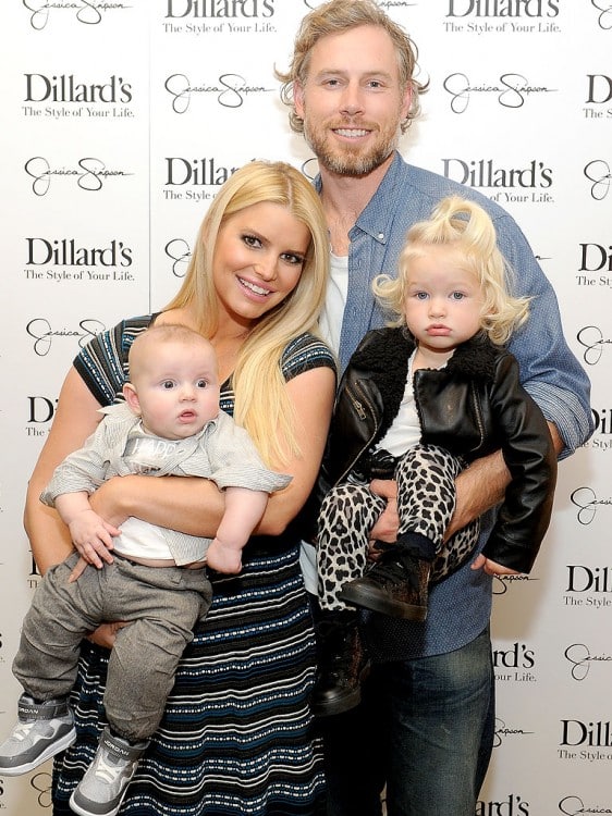 Ace Johnson, Jessica Simpson, Eric Johnson and Maxwell Johnson at Dillards in Texas