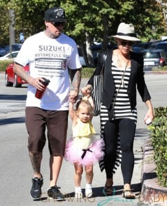 Pink & Family Out For Breakfast In Malibu