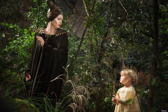 Angelina Jolie in maleficent with daughter Vivienne