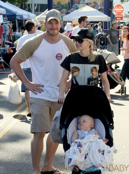 Anna Faris & Family Spend Their Son's 1st Birthday At The Farmers Market