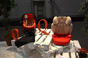 Aton Q infant Car seat and Q-Fix Booster