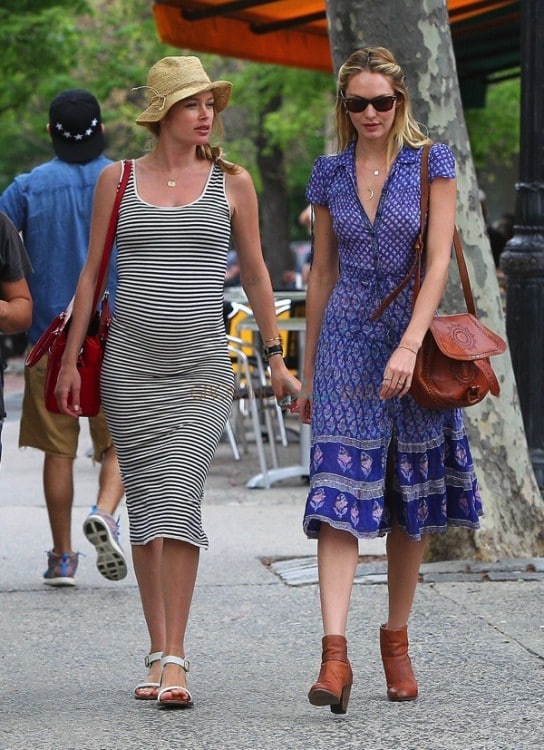 Candice Swanepoel & a pregnant Doutzen Kroes out in NYC