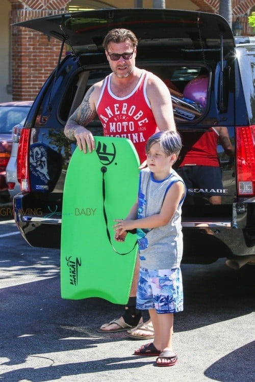 Dean McDermott with son Liam at the beach in Malibu