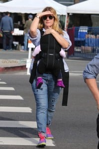 Drew Barrymore at the farmer's market with daughter Frankie Kopelman