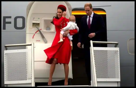 Duke and Duchess of Cambridge arrive in New Zealand with Prince George