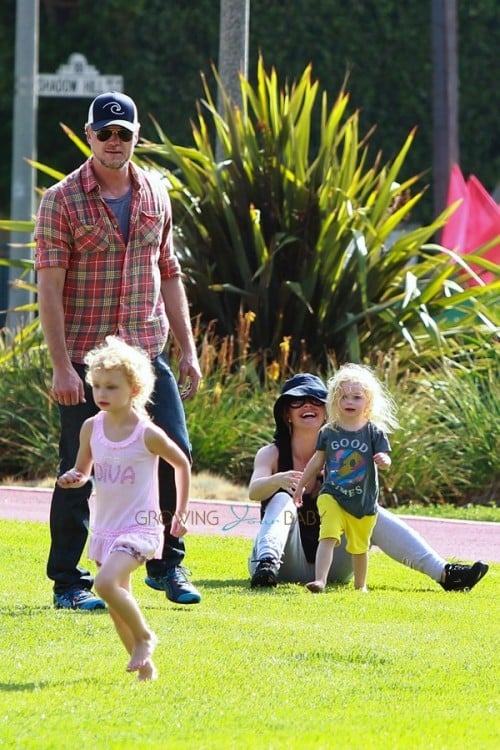 Eric Dane and Rebecca Gayheart at the park with their girls Billie and Georgia