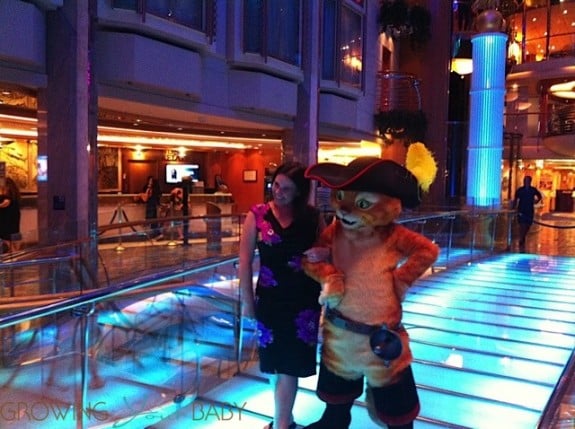 Freedom of the Seas - posing with Puss in Boots