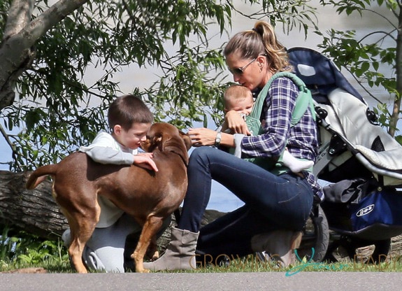 Gisele Bundchen, Tom Brady, family and dog all steal kisses in the park
