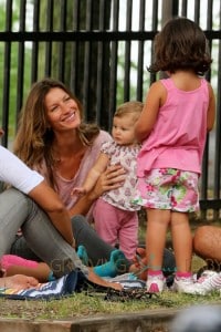 Brazilian supermodel Gisele Bundchen plays in the park with her daughter Vivian Lake Brady, son Benjamin Brady and stepson John Moynahan in Boston, Massachusetts