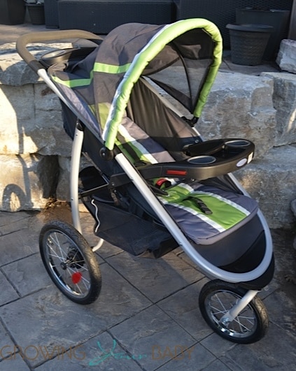 folding a graco stroller