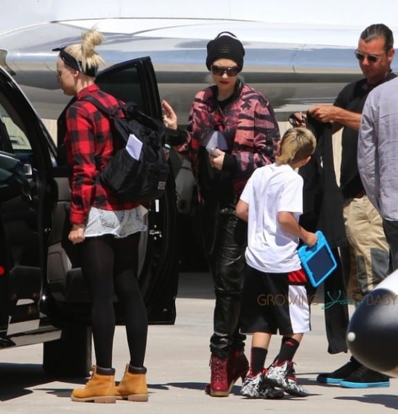 Gwen Stefani and Gavin Rossdale board a private jet with son Kingston