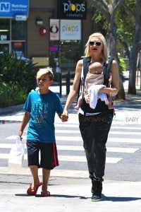 Gwen Stefani out in Santa Monica with her sons Apollo & Kingston