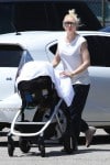 Gwen Stefani with son Apollo at Zuma'a soccer practice