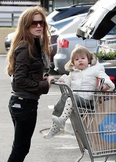 Isla Fisher and daughter Olive shop at Whole Foods in West Hollywood.