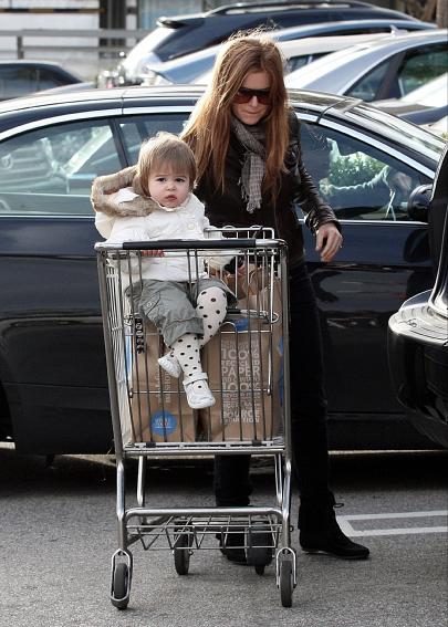 Isla Fisher and daughter Olive shop at Whole Foods in West Hollywood